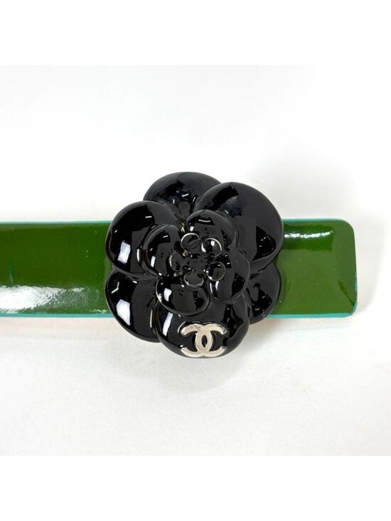 Chanel Camellia Belt CC Logo Patent Leather Green main image 4